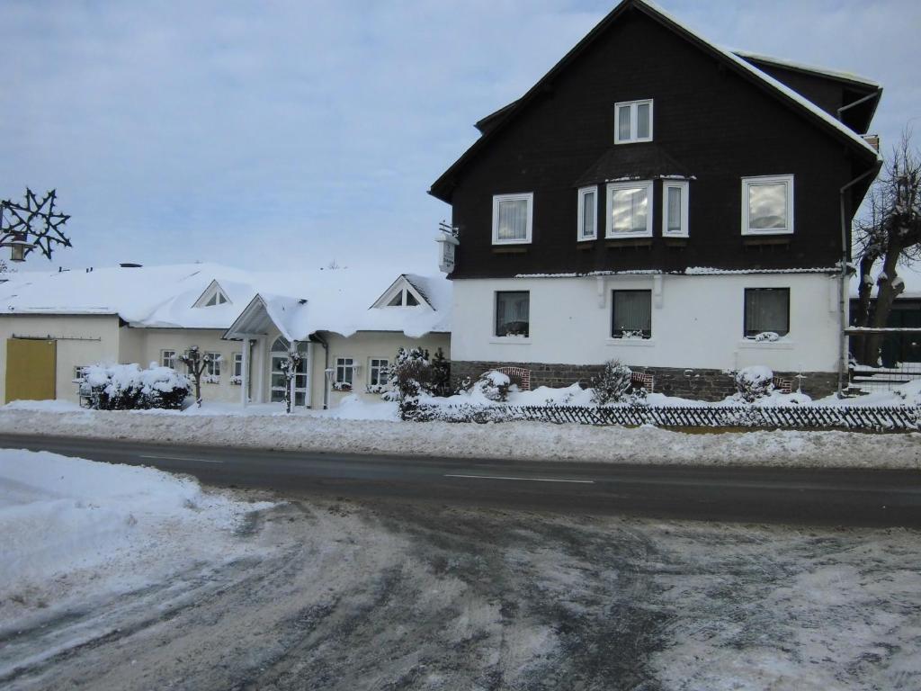 Hotel Dribischenhof à Usseln Extérieur photo